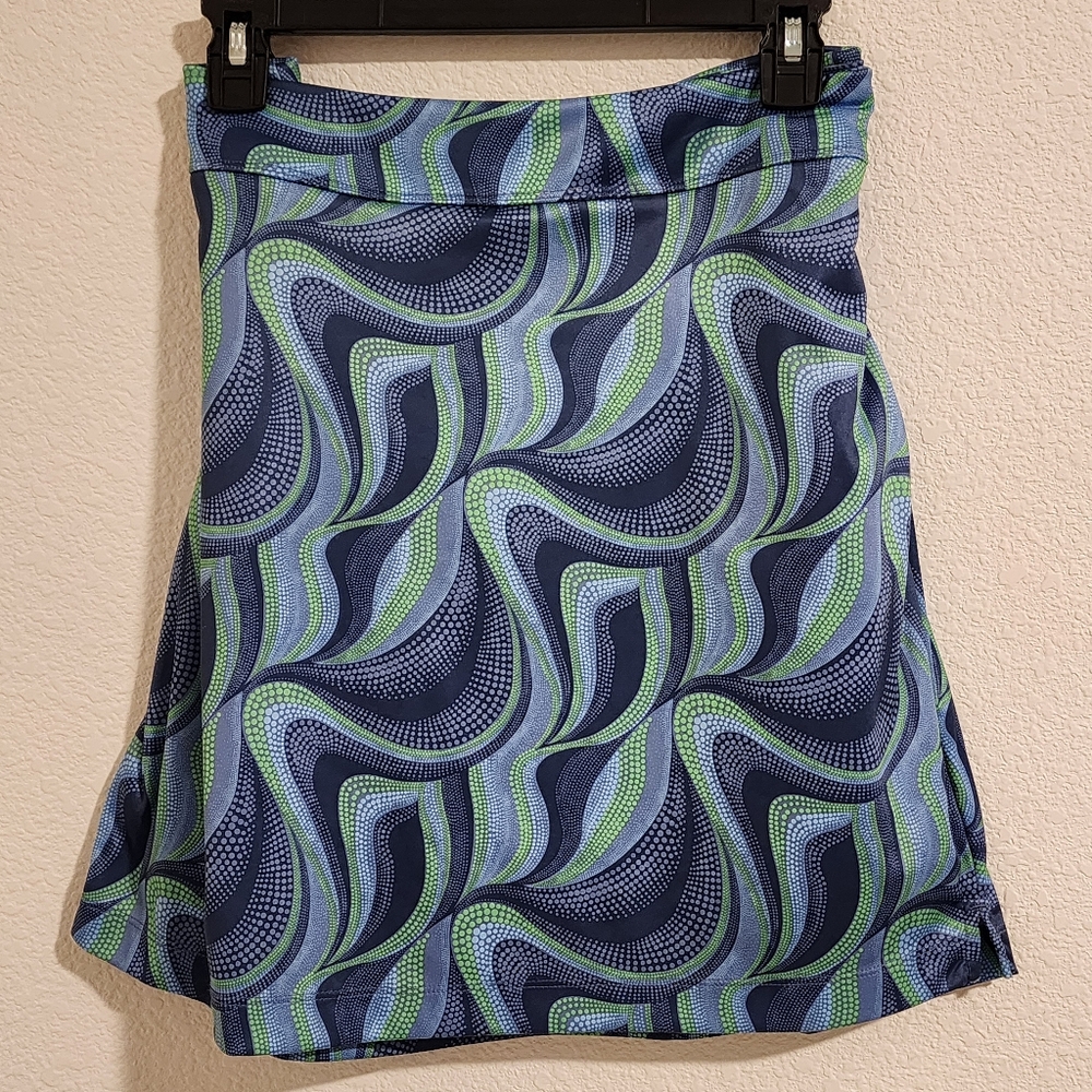 Greg Norman women's L skort and XL golf shirt MATCHING SET. Item 081224XX - Picture 9 of 12